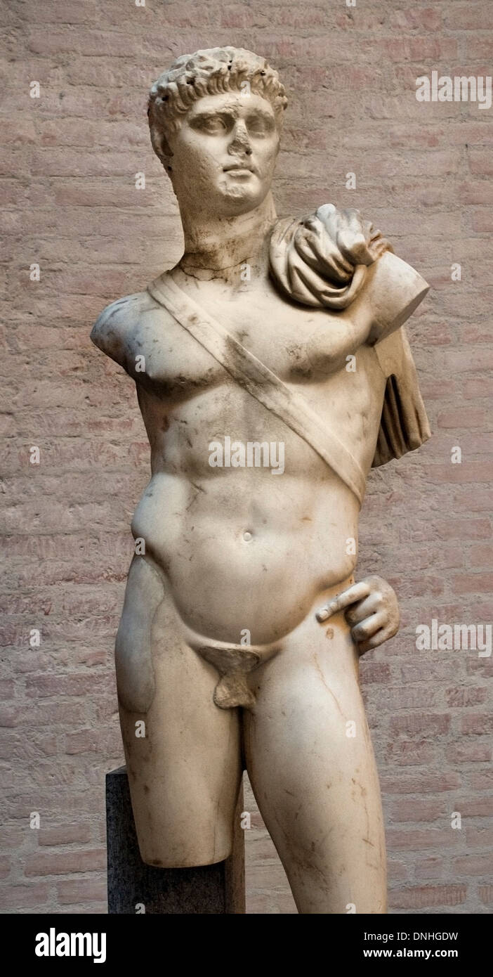 Heroische Statue des römischen Kaisers Domitian (Titus Flavius Caesar Domitianus 51 / 96) von 81 bis 96 Flavian Dynastie. Rom Italien Stockfoto
