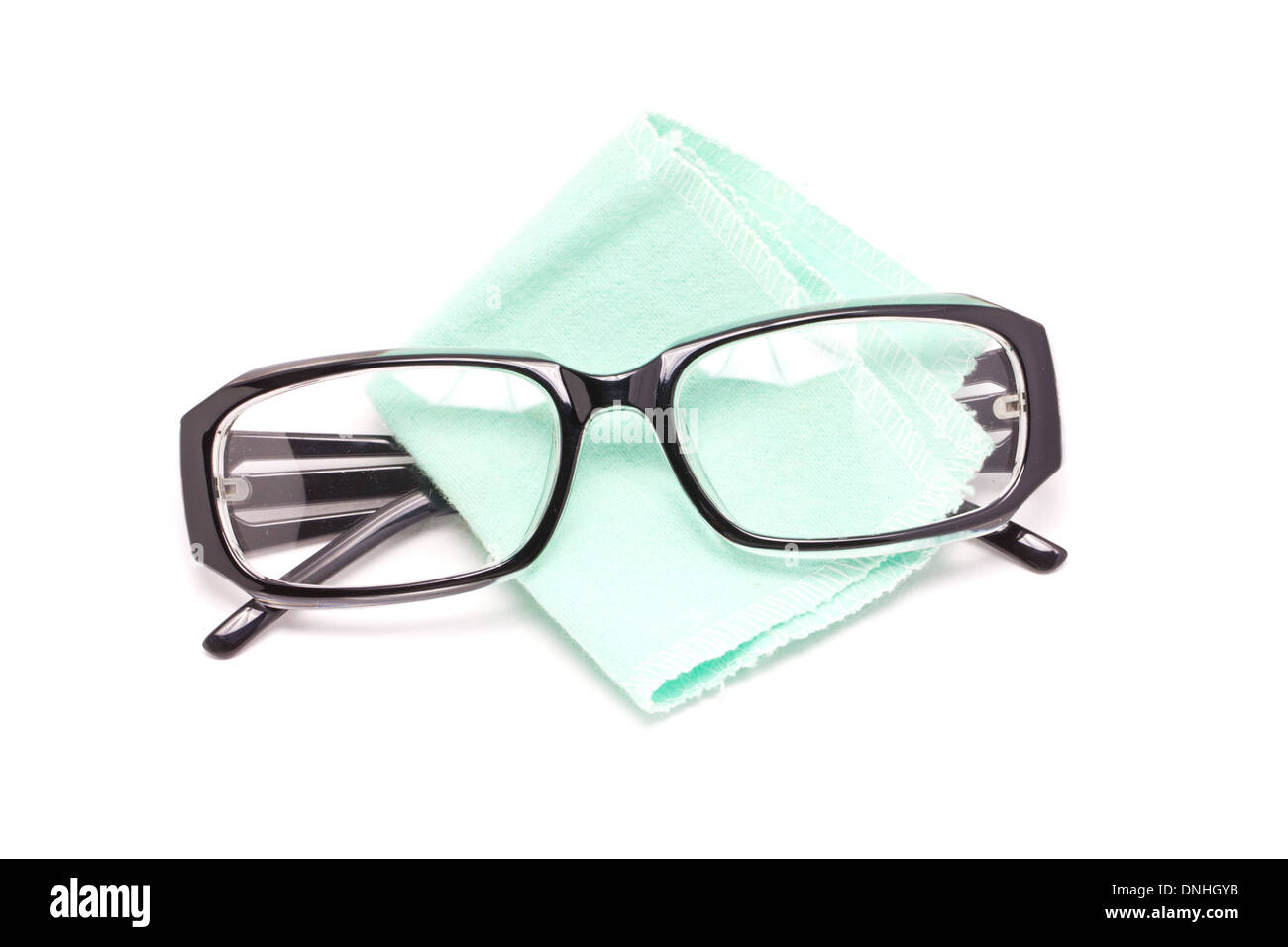 Brillen mit Reinigungstuch, Isolated On White Background. Stockfoto