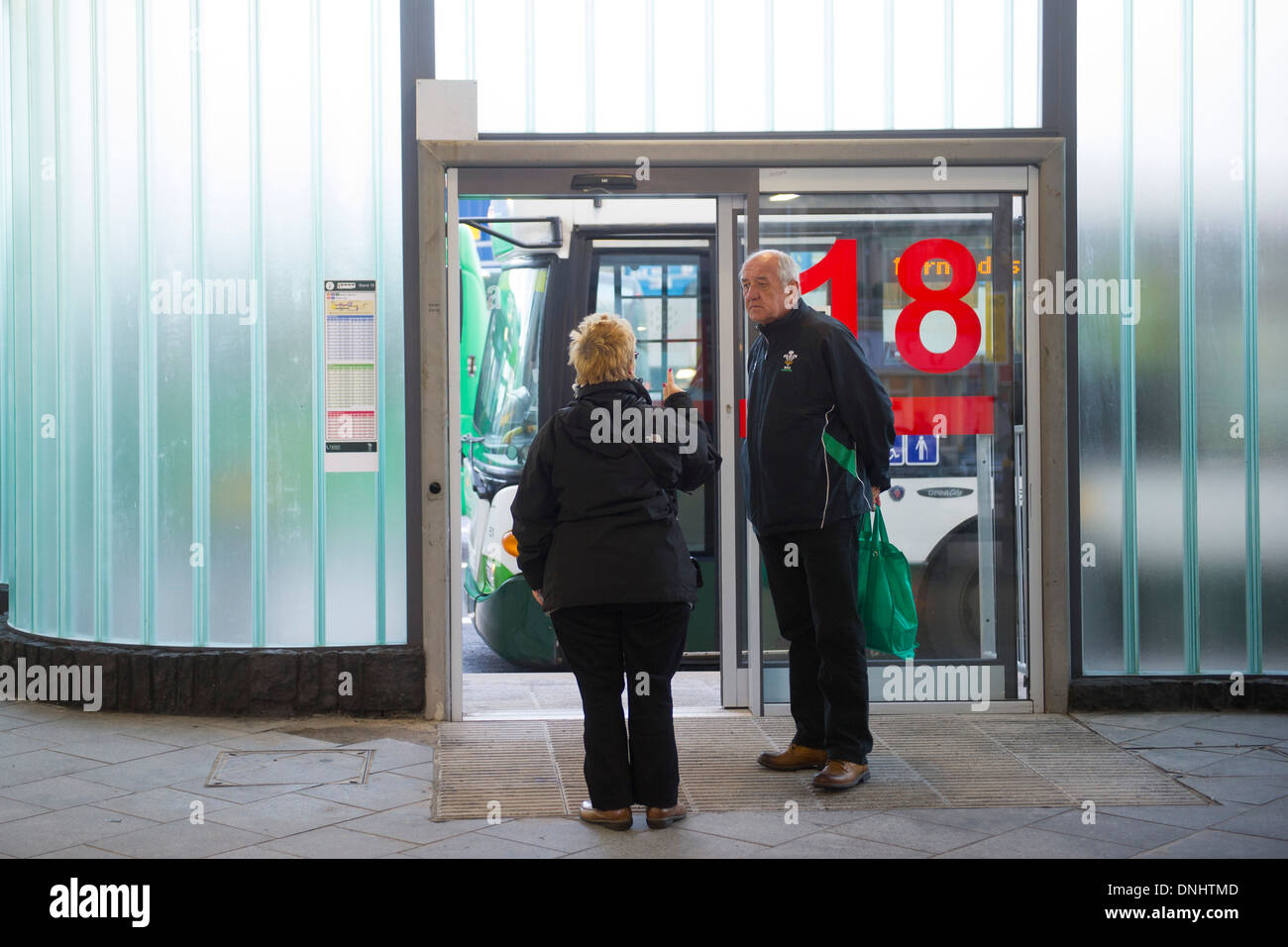 Newport Stadtzentrum in Newport, South Wales, bevor es abgerissen wurde, um Platz für neues Einkaufszentrum Brüder zu Fuß machen. Stockfoto