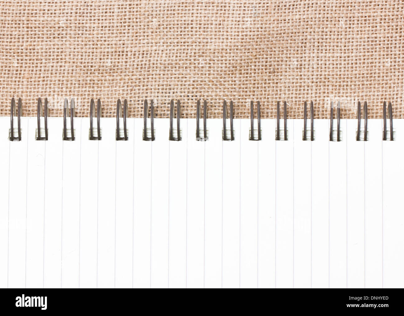 Binder-Notebook auf Sack Hintergrund. Stockfoto