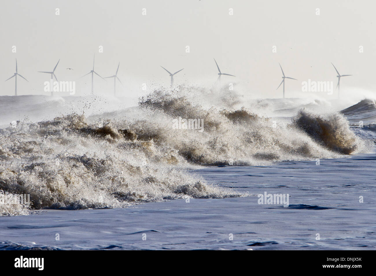 Meerstrand Pfund an Hembsby während der Ostküste Flutwelle des 6. Dezember 2014 Stockfoto