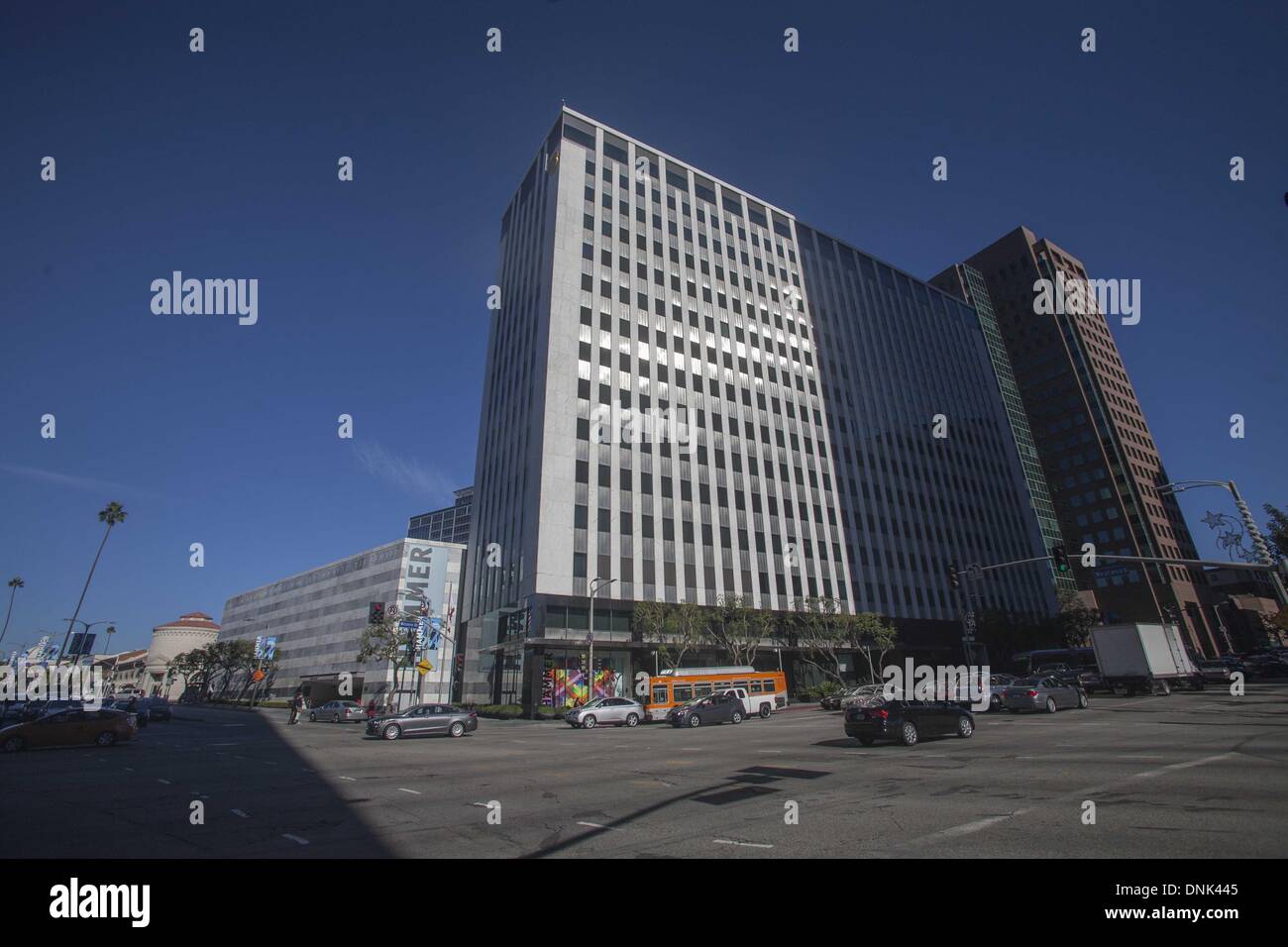 Los Angeles, Kalifornien, USA. 11. Dezember 2013. Das Occidental Petroleum Hochhaus an der nordöstlichen Ecke des Wilshire Blvd. und Westwood Blvd. © Ringo Chiu/ZUMAPRESS.com/Alamy Live-Nachrichten Stockfoto