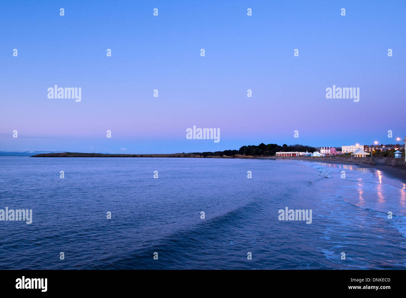 Winter-Morgendämmerung am Barry Island Stockfoto