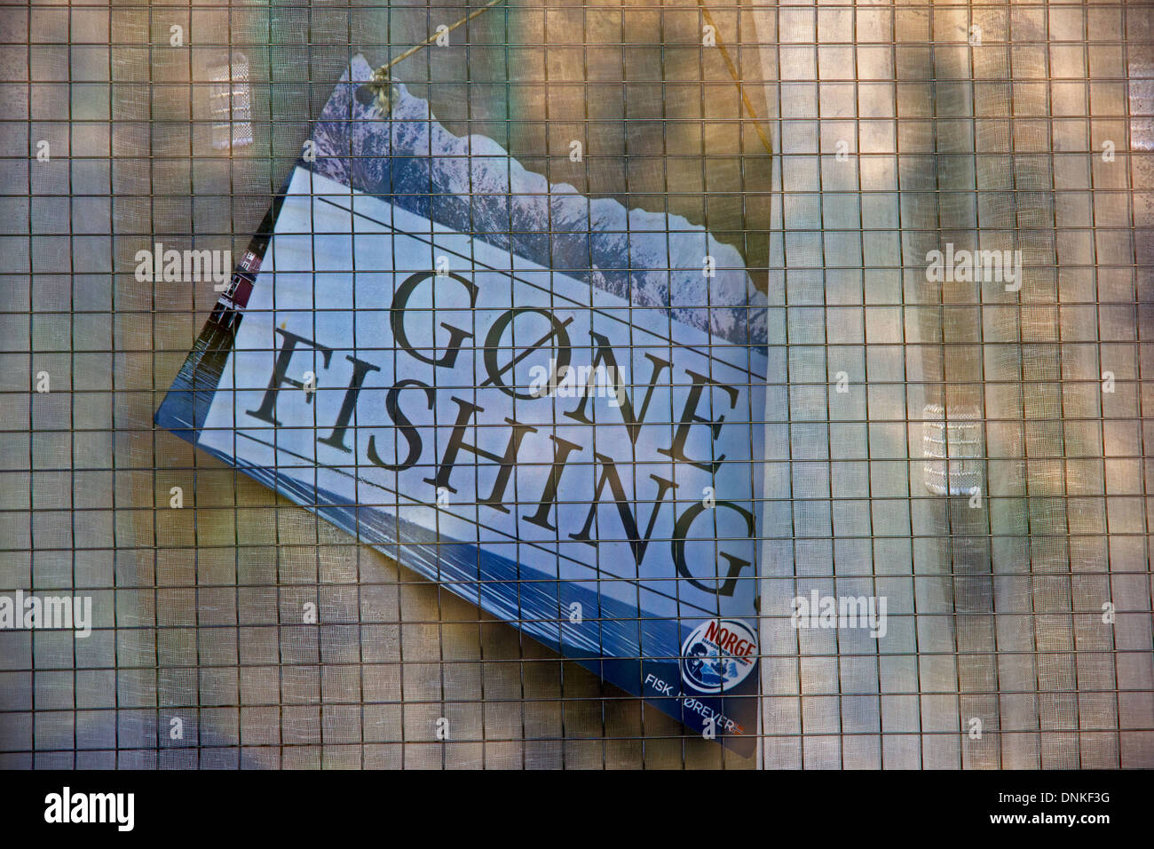 Gone Fishing, geschlossen anmelden Fisch & Chip Schaufenster Stockfoto