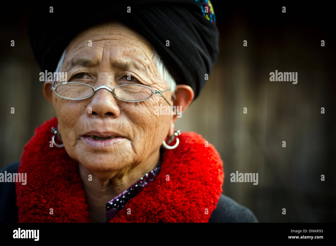 Yao Stamm Frau, Nammay, Muang Sing Bereich, Nordlaos Stockfoto