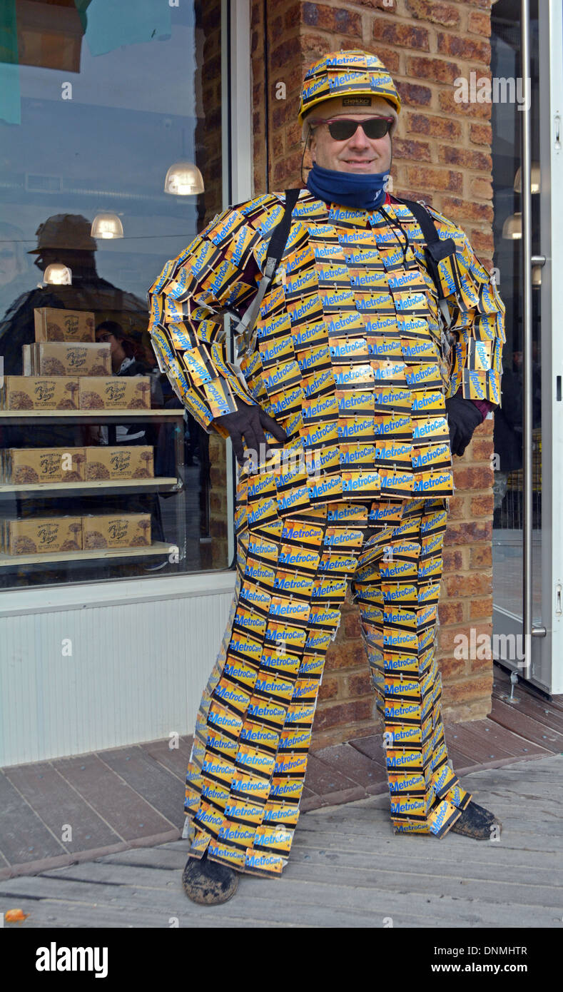 MetroCard Mann Art Rodolico fotografiert am Neujahrstag auf der Promenade in Coney Island Brooklyn, New York. Stockfoto