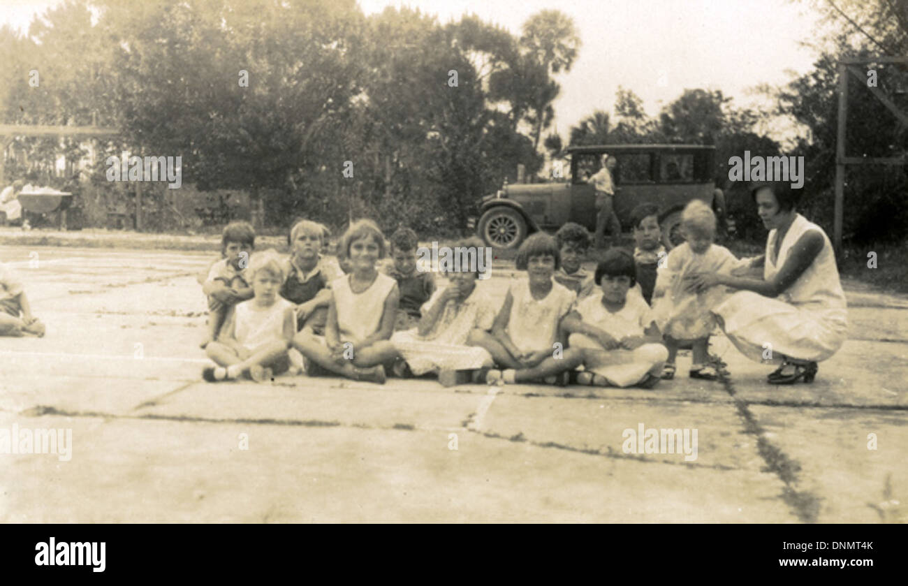Koreshan Kinder bei einem Osterparty in Estero, Florida Stockfoto