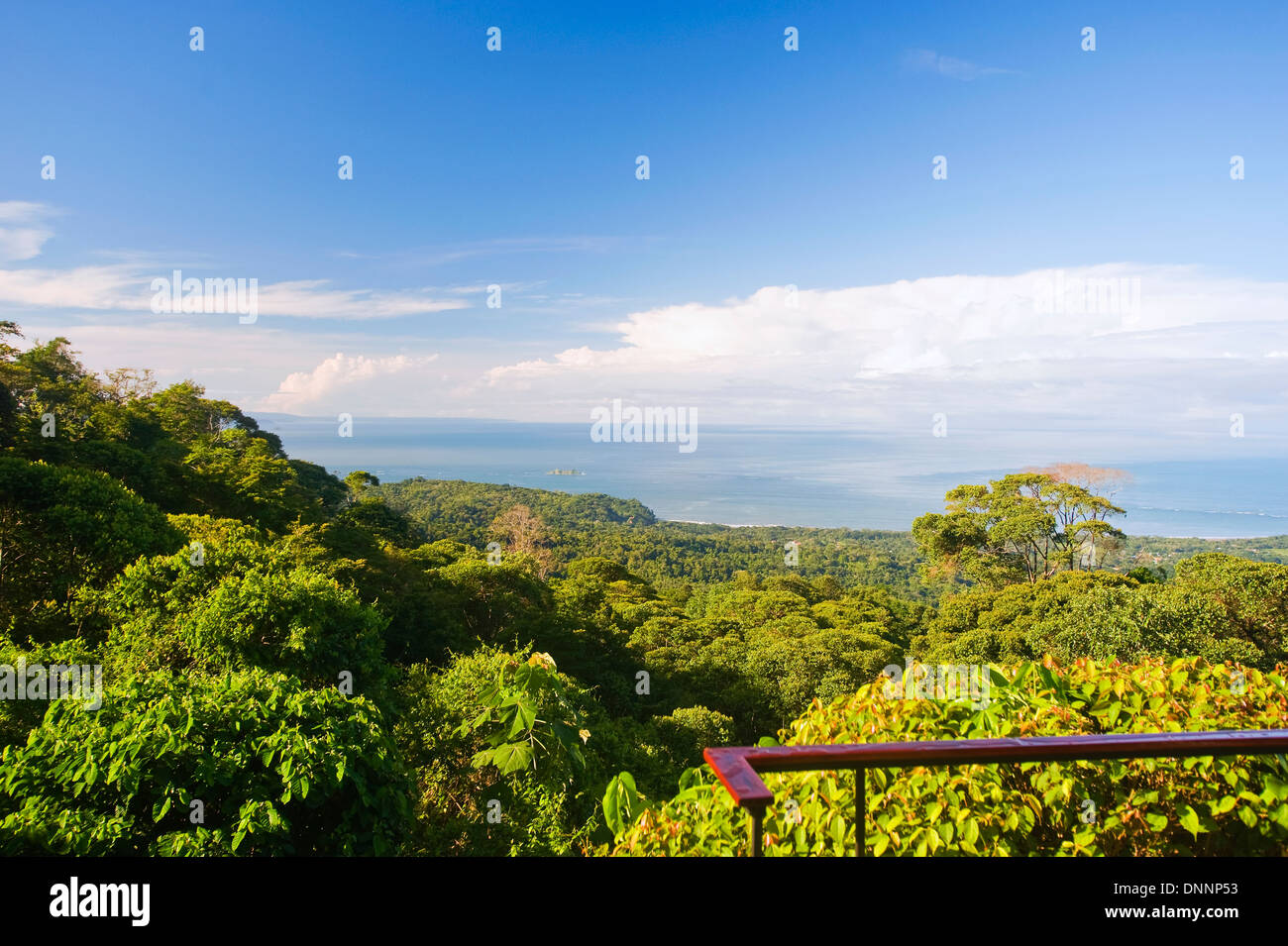 Blick auf den Pazifischen Ozean von Rancho Pacifico, Costa Rica Stockfoto