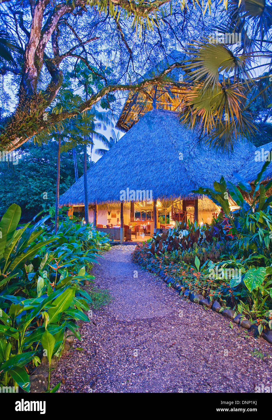 Außenseite der Haupt-Lodge in Lapa Rios, Costa Rica Stockfoto