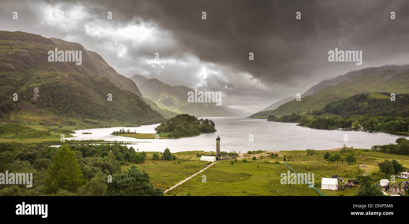 Loch Shiel und Bonny Prince Charlie-Denkmal für die Jakobiten in Glenfinnan, Lochaber Stockfoto