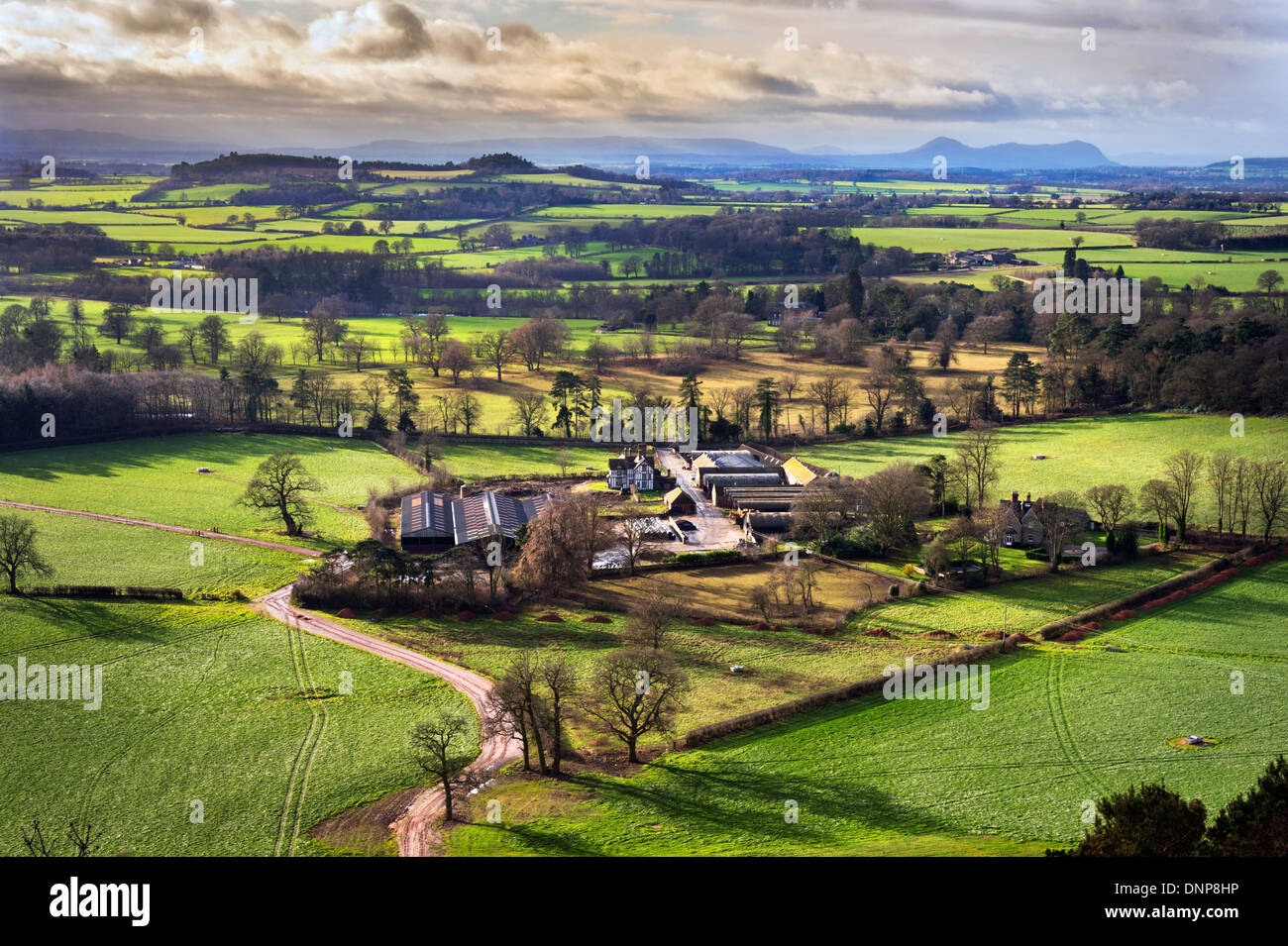 Grinshill, Shropshire, England, UK. Westen in Richtung Long Mountain und die Breiddon Hügel an der walisischen Grenze anzeigen Stockfoto