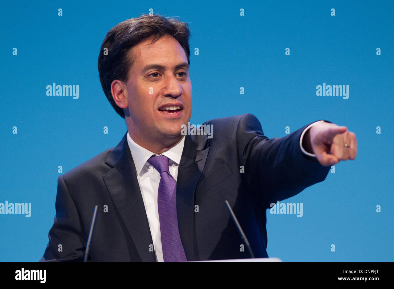 Ed Miliband befasst sich der Labour-Partei-Konferenz, Brighton 2013 Stockfoto