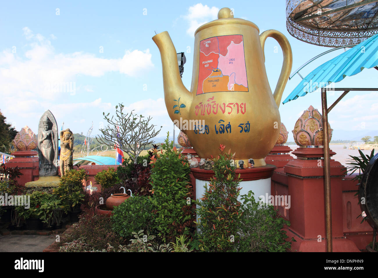 riesige Teekanne im Goldenen Dreieck, Chiang Sean Stockfoto