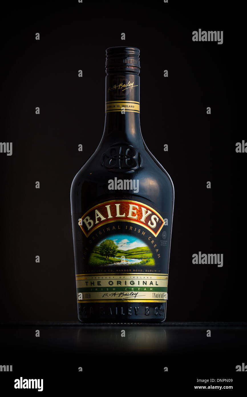 Foto von einer Flasche Baileys Stockfoto