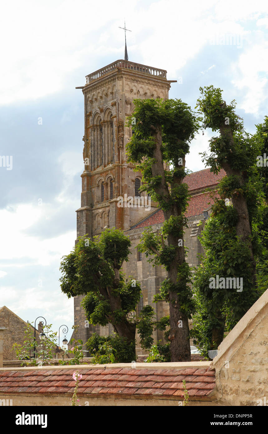 Vezelay Abbey (jetzt bekannt als Basilique Sainte-Marie-Madeleine) war ein Benediktiner und Cluniac Kloster in Vezelay. Stockfoto