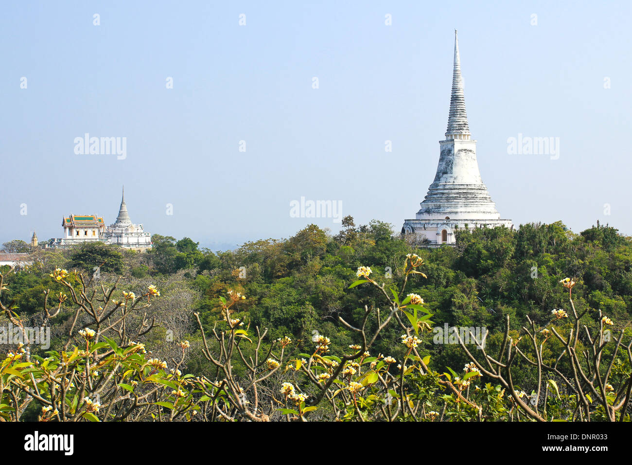 Pagode auf dem Berg in Phra Nakhon Khiri (Khao Wang) Tempel, Phetchaburi, Thailand. Stockfoto