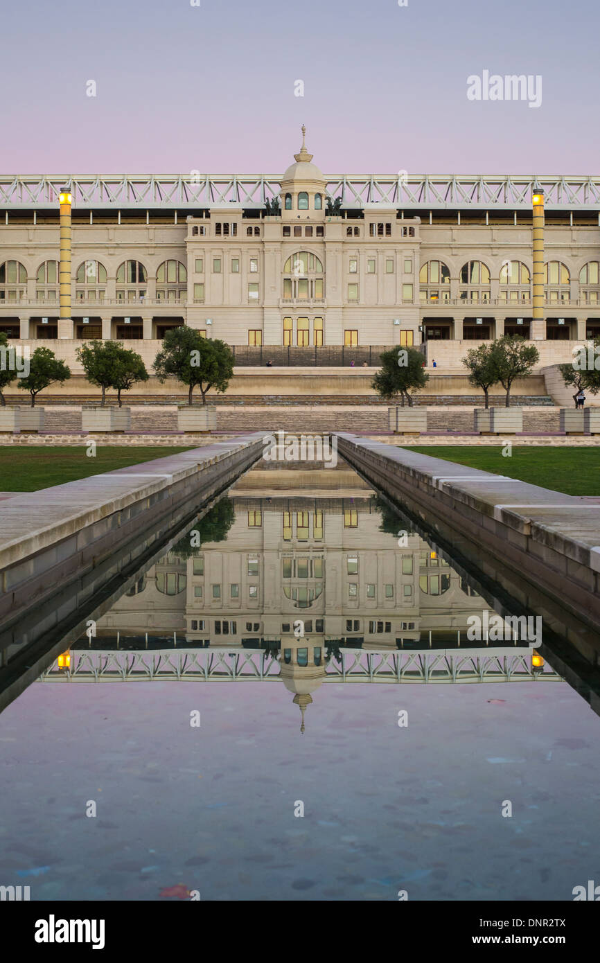 Olympiastadion lluis companys Fotos und Bildmaterial in hoher