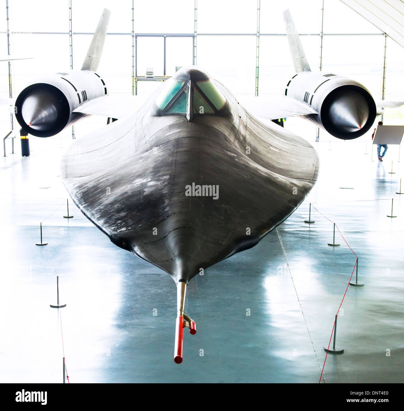 lockheed-sr-71-blackbird-dnt4e0.jpg