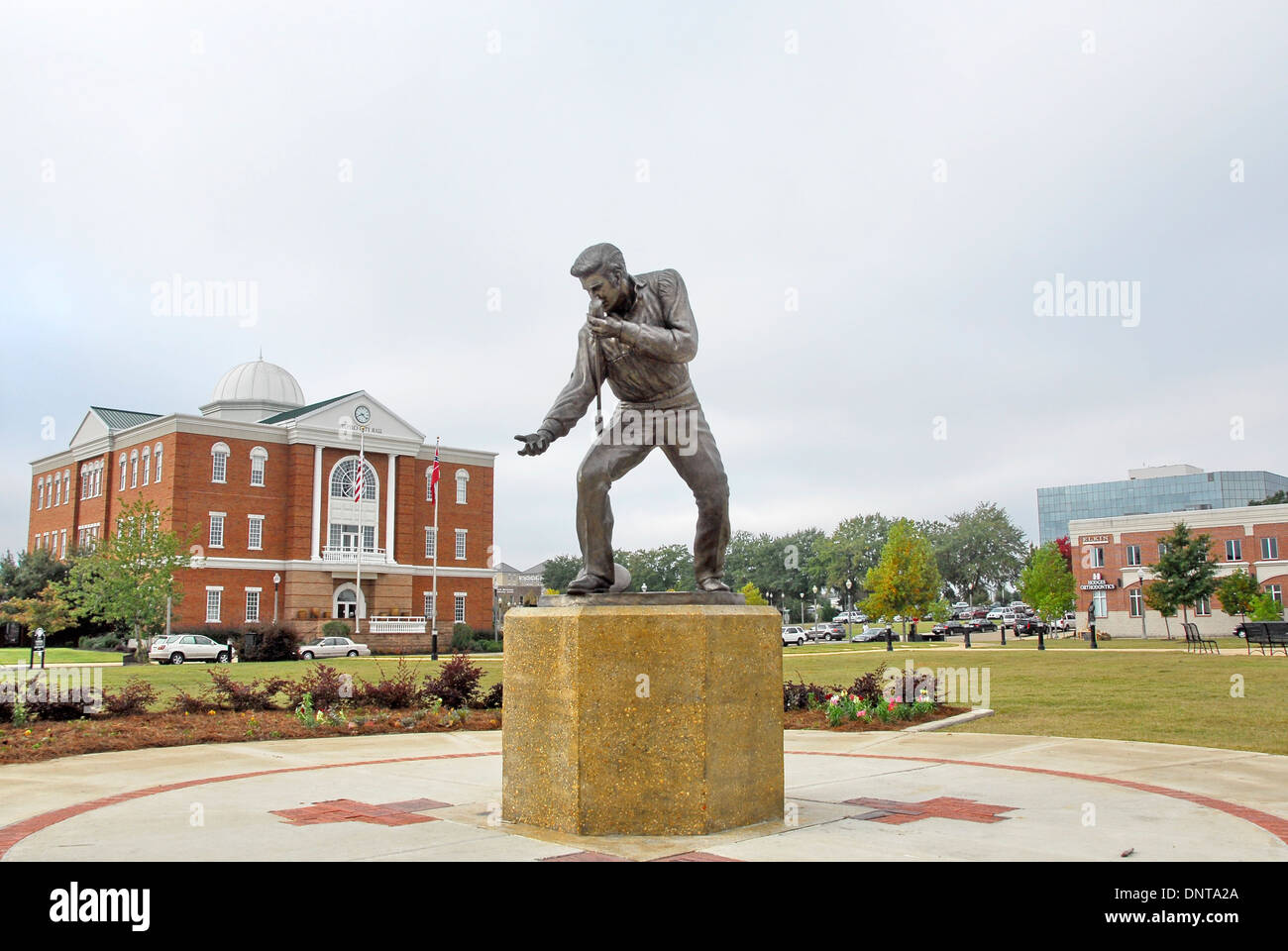 Statue von Elvis Presley bei seiner Heimkehr Konzert im Jahr 1956 in Tupelo, Mississippi, Heimat von Elvis Presley für seine ersten 13 Jahre Stockfoto