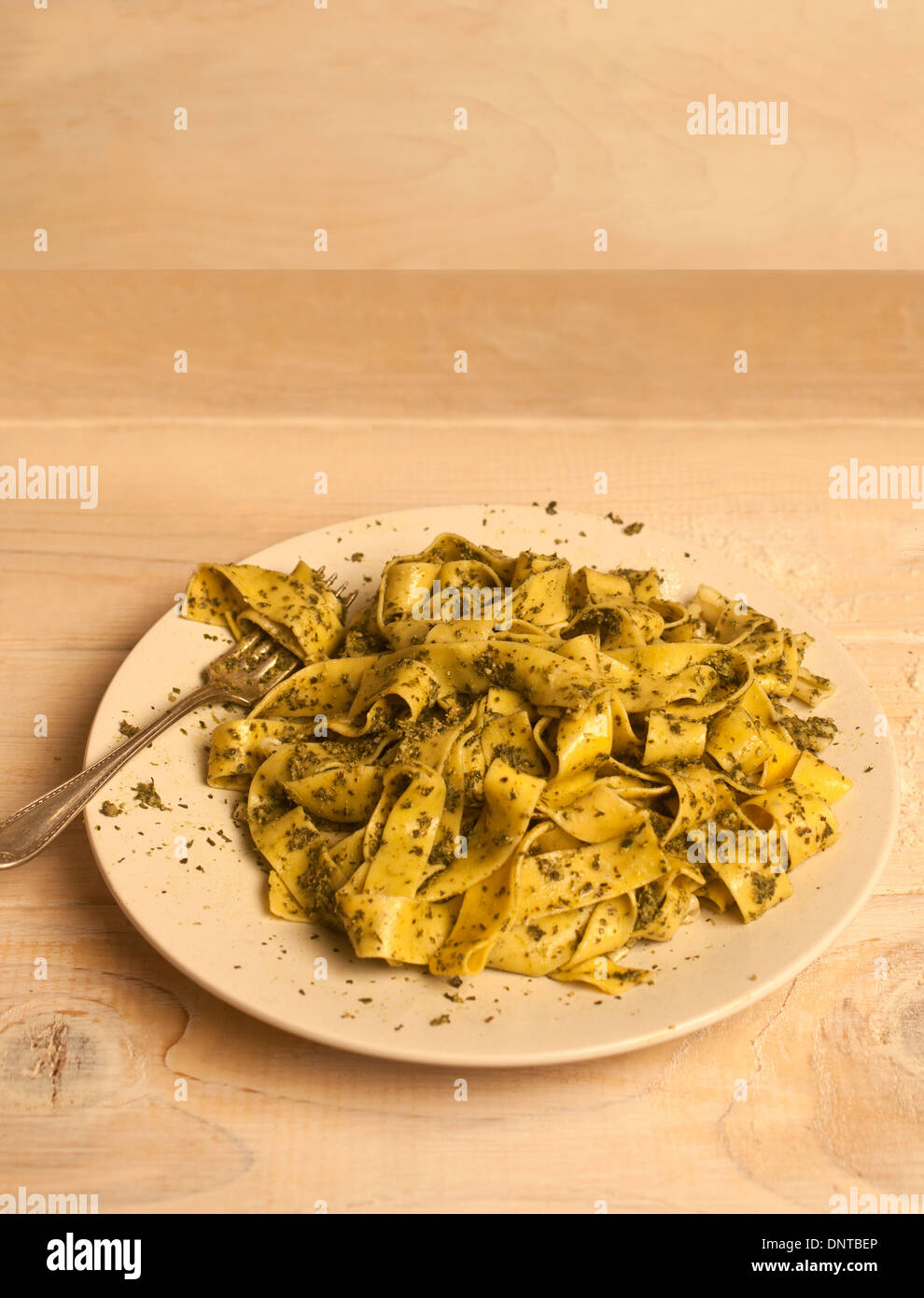 Pesto-Nudeln Stockfoto