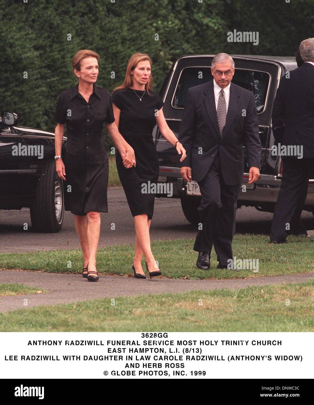 13. August 1999 3628GG. ANTHONY RADZIWILL BEERDIGUNG SERVICE DIE