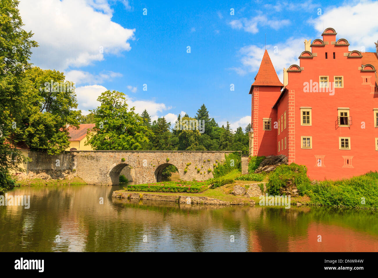 Rotes Wasser Schloss Cervena Lhota in Südböhmen, Tschechien Stockfoto