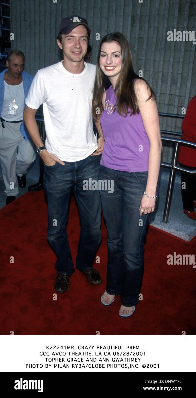 28. Juni 2001 - K22241MR: Verrückt schöne Prem. GCC AVCO THEATER, LA CA 06/28/2001.TOPHER GNADE UND ANN GWATHMEY. MILAN RYBA / 2001 (Kredit-Bild: © Globe Photos/ZUMAPRESS.com) Stockfoto
