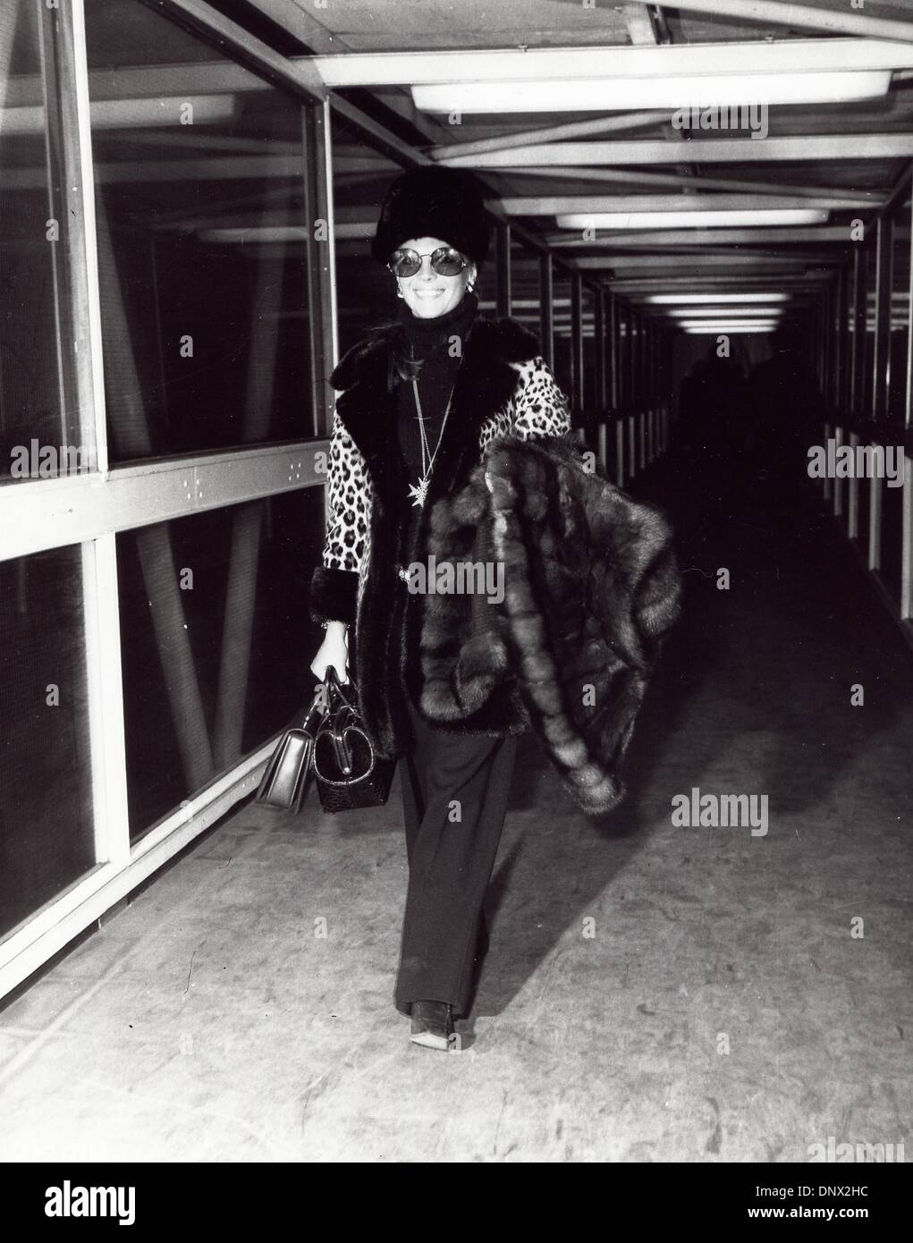 14. August 1969 - flog NATALIE WOOD ins Londoner Flughafen Heathrow aus Paris Urlaub 1969. (Kredit-Bild: © Globe Photos/ZUMAPRESS.com) Stockfoto