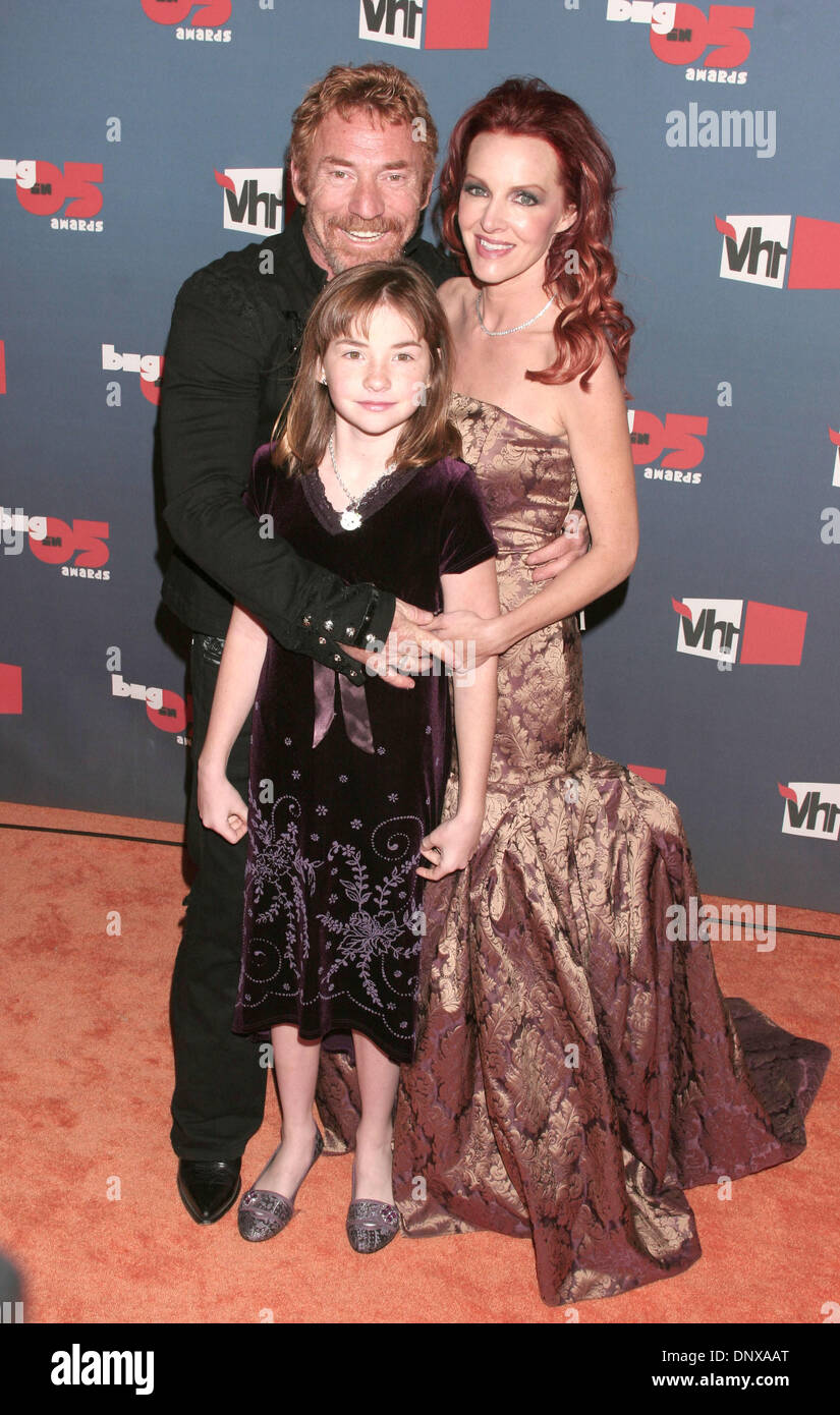 3. Dezember 2005; Los Angeles, Kalifornien, USA;  Schauspieler DANNY BONADUCE Frau GRETCHEN und Tochter ISABELLA auf VH1 Big In ' 05 Auszeichnungen auf den Sony Studios viel statt. Obligatorische Credit: Foto von Paul Fenton/KPA/ZUMA Press. (©) Copyright 2006 von Paul Fenton Stockfoto