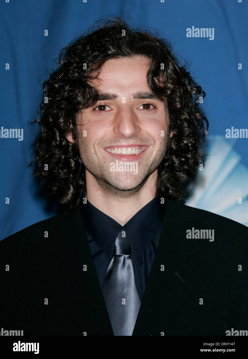 10. Januar 2006; Los Angeles, Kalifornien, USA; DAVID KRUMHOLTZ im Presseraum auf der 32. jährlichen Peoples Choice Awards im Shrine Auditorium in Los Angeles statt. Obligatorische Credit: Foto von Lisa O'Connor/ZUMA Press. (©) Copyright 2006 von Lisa O'Connor Stockfoto