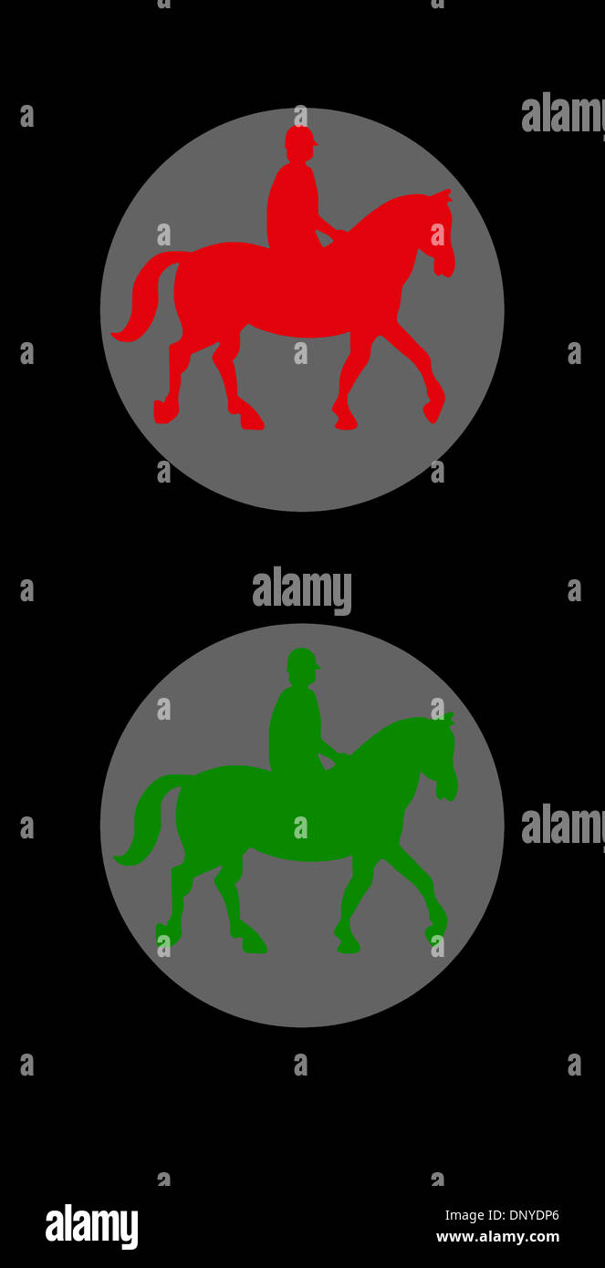 Fernsignal für die Pferdeüberquerung, bei der Pferde sicher über eine öffentliche Straße geritten werden können Stockfoto