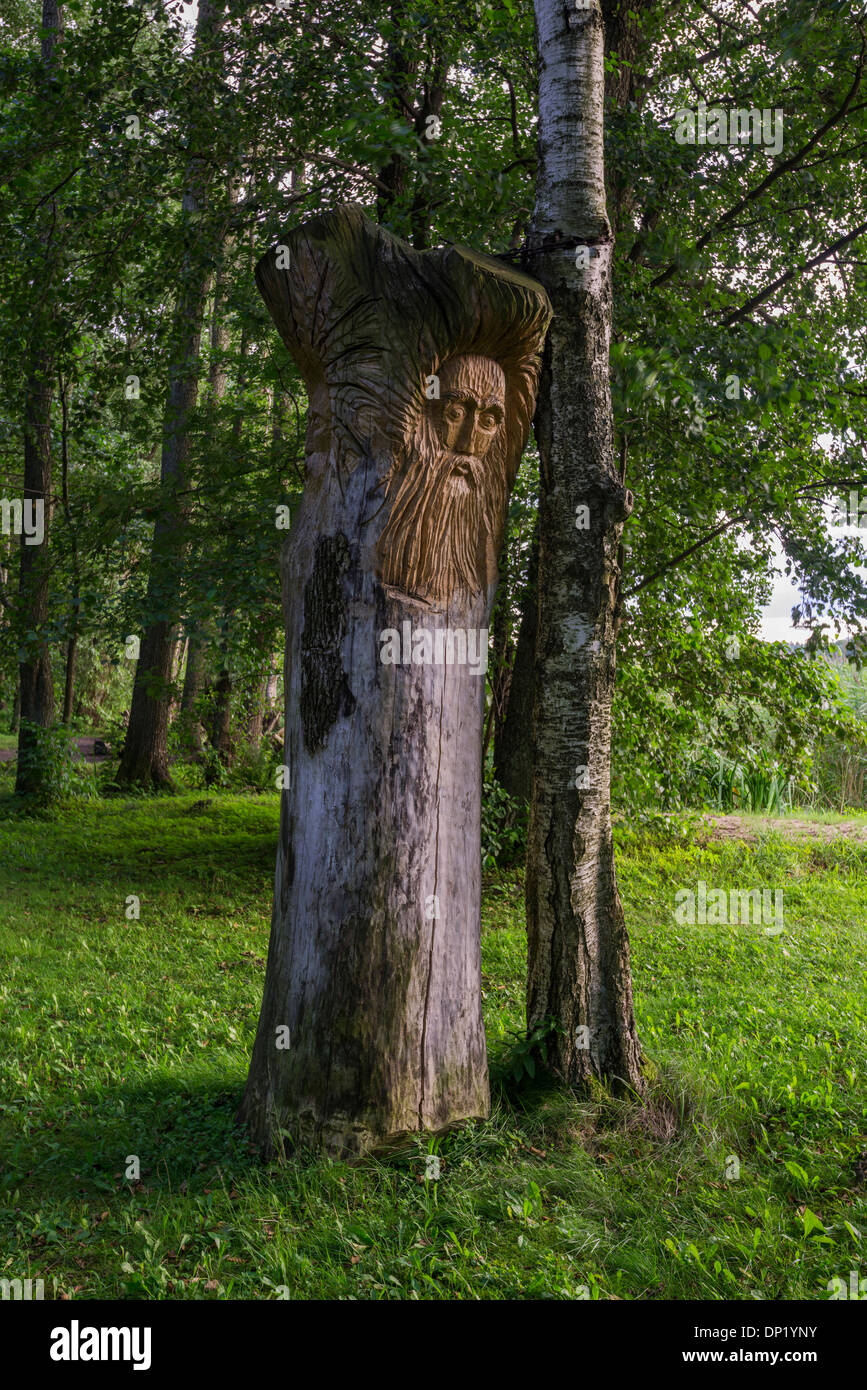 Holzfigur, Mazurski Eden oder Masurischer Garten Eden, Rekonstruktion der galindischen Kultur, Gmina Ruciane-Nida Stockfoto