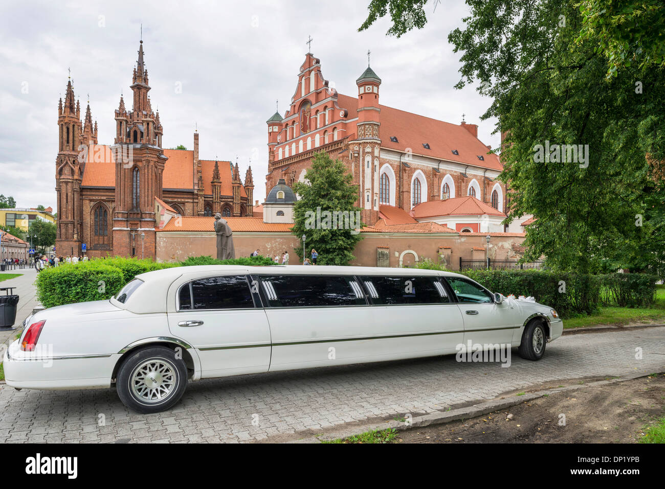 St.-Anna-Kirche und Bernhardiner, Senamiestis oder Altstadt Vilnius, Vilnius, Bezirk Vilnius, Litauen Stockfoto