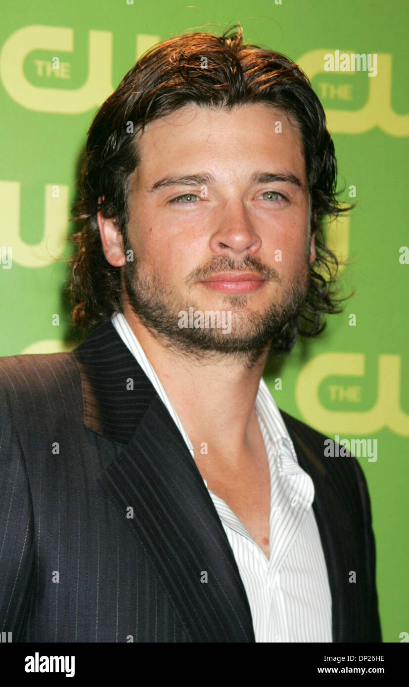 18. Mai 2006; New York, NY, USA; Schauspieler TOM WELLING im Ankunftsbereich für die CW-2006-2007 Primetime im Voraus im Madison Square Garden statt. Obligatorische Credit: Foto von Nancy Kaszerman/ZUMA Press. (©) Copyright 2006 von Nancy Kaszerman Stockfoto