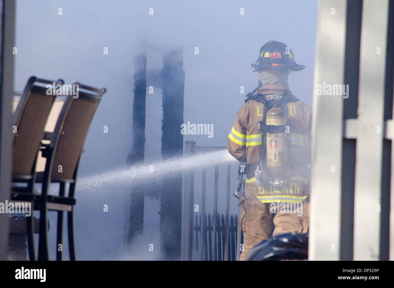 Gegabelten River, New Jersey, USA. 7. Januar 2014.   FF Heayn leitet Wasser am Ire in 404 Continental / / Michael Glenn / Alamy Stockfoto