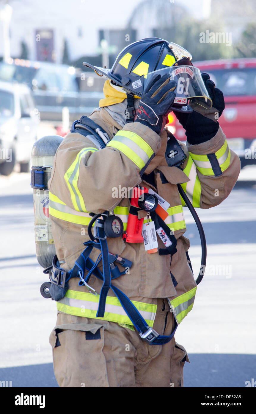 Gegabelten River, New Jersey, USA. 7. Januar 2014.   Feuer bei 404 Continental / / Michael Glenn / Alamy Stockfoto