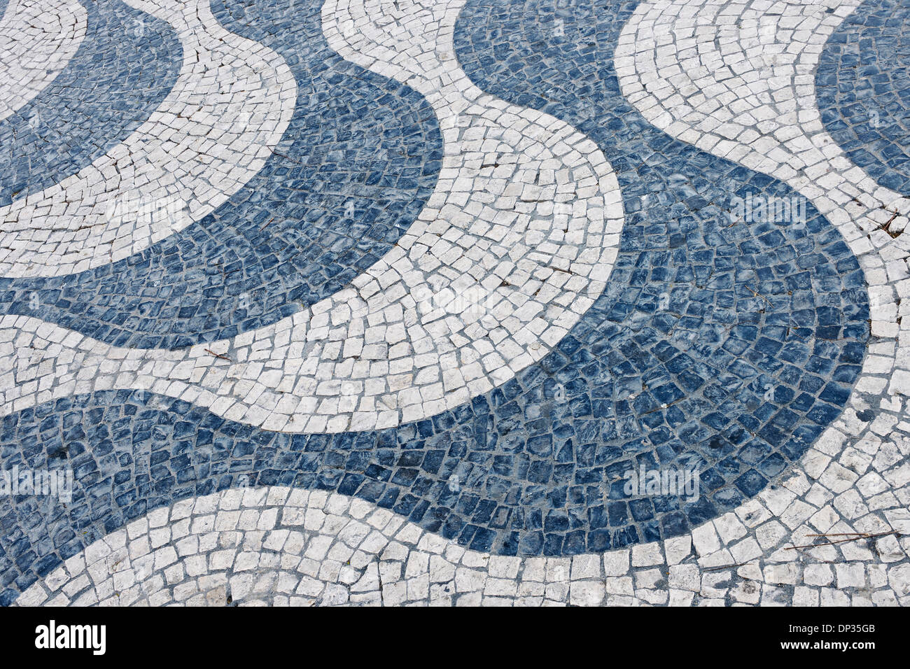 Nahaufnahme von Mosaik Muster auf Boden, Lissabon, Portugal Stockfoto