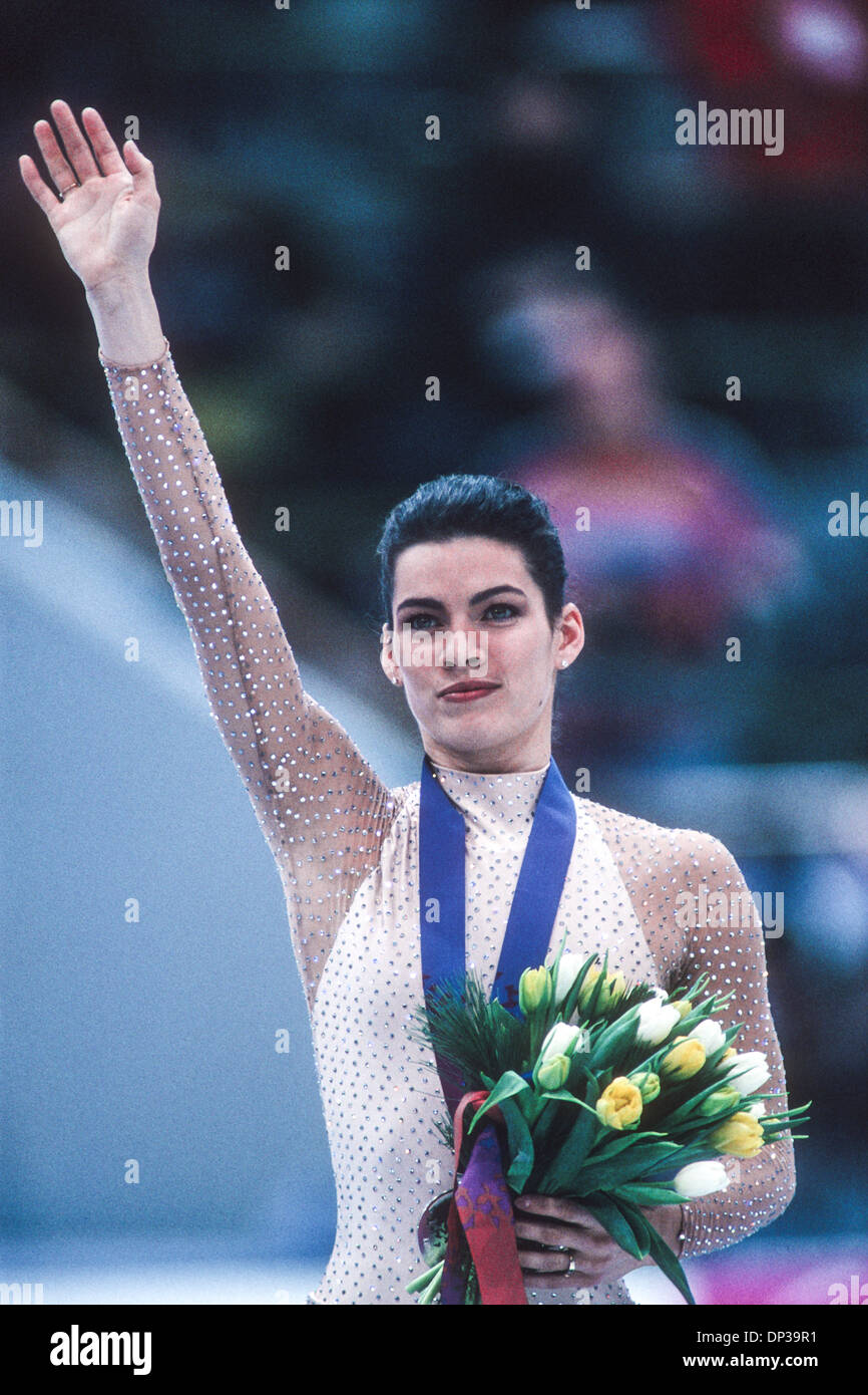 Nancy Kerrigan (USA) Silber-Medaillengewinner im Wettbewerb bei den Olympischen Winterspielen 1994. Stockfoto