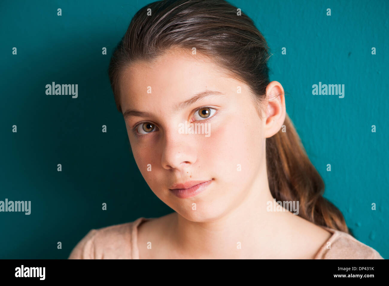 Close-up Portrait eines Mädchens, Deutschland Stockfoto