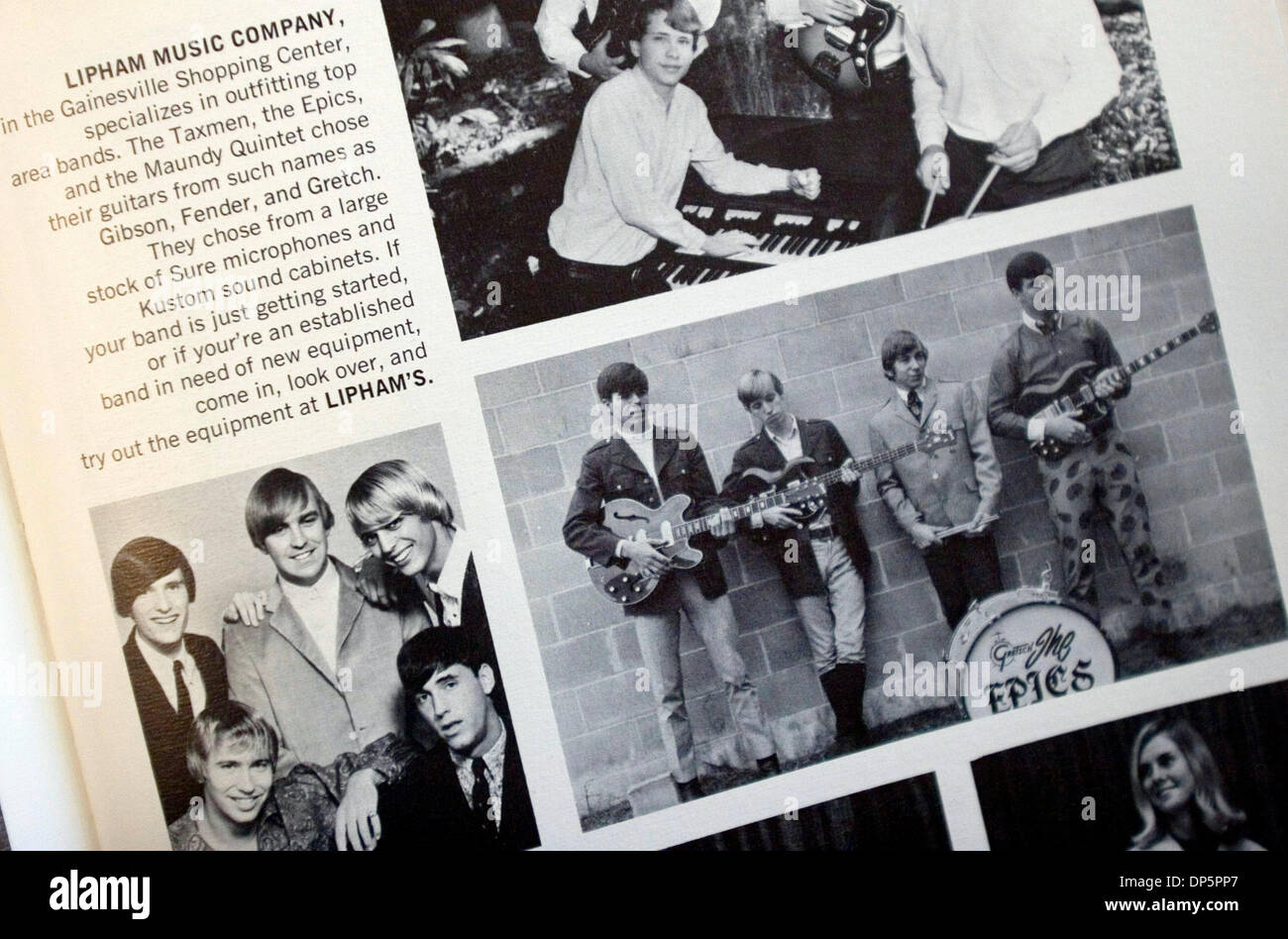 Sep 21, 2006; Gainesville, FL, USA; Die Unterseite weist richtigen Foto  jung, Rock-Legende TOM PETTY, Dritter von rechts, mit seiner Band The Epen  in Gainesville High School-Jahrbuch 1967. Obligatorische Credit: Foto von