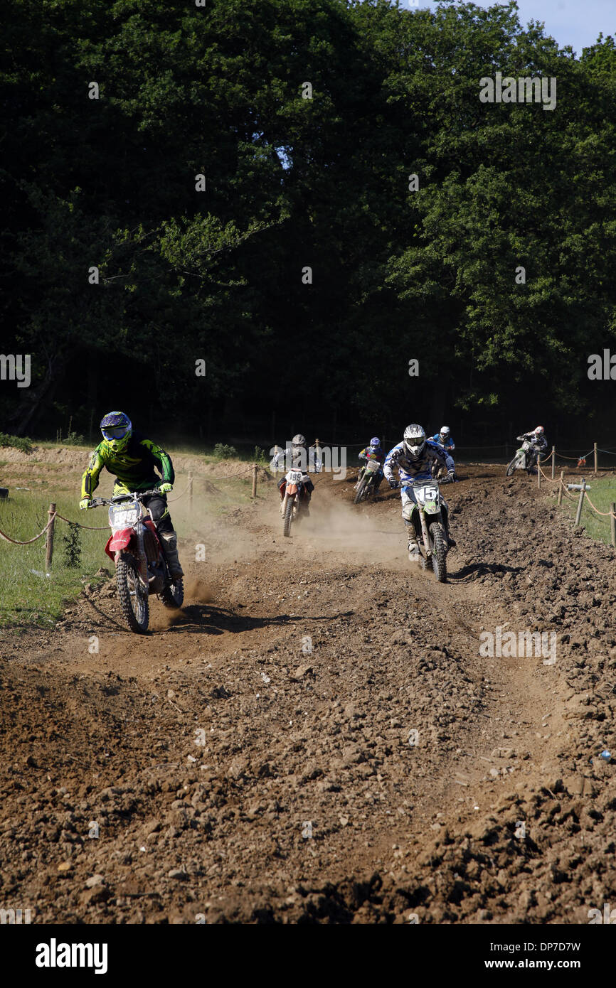 P TAYLOR GREGG D JOHNSON SKELDER BANK WHITBY SKELDER BANK WHITBY ENGLAND SKELDER BANK AISLABY NORTH YORKSHIRE ENGLAND 07 Stockfoto