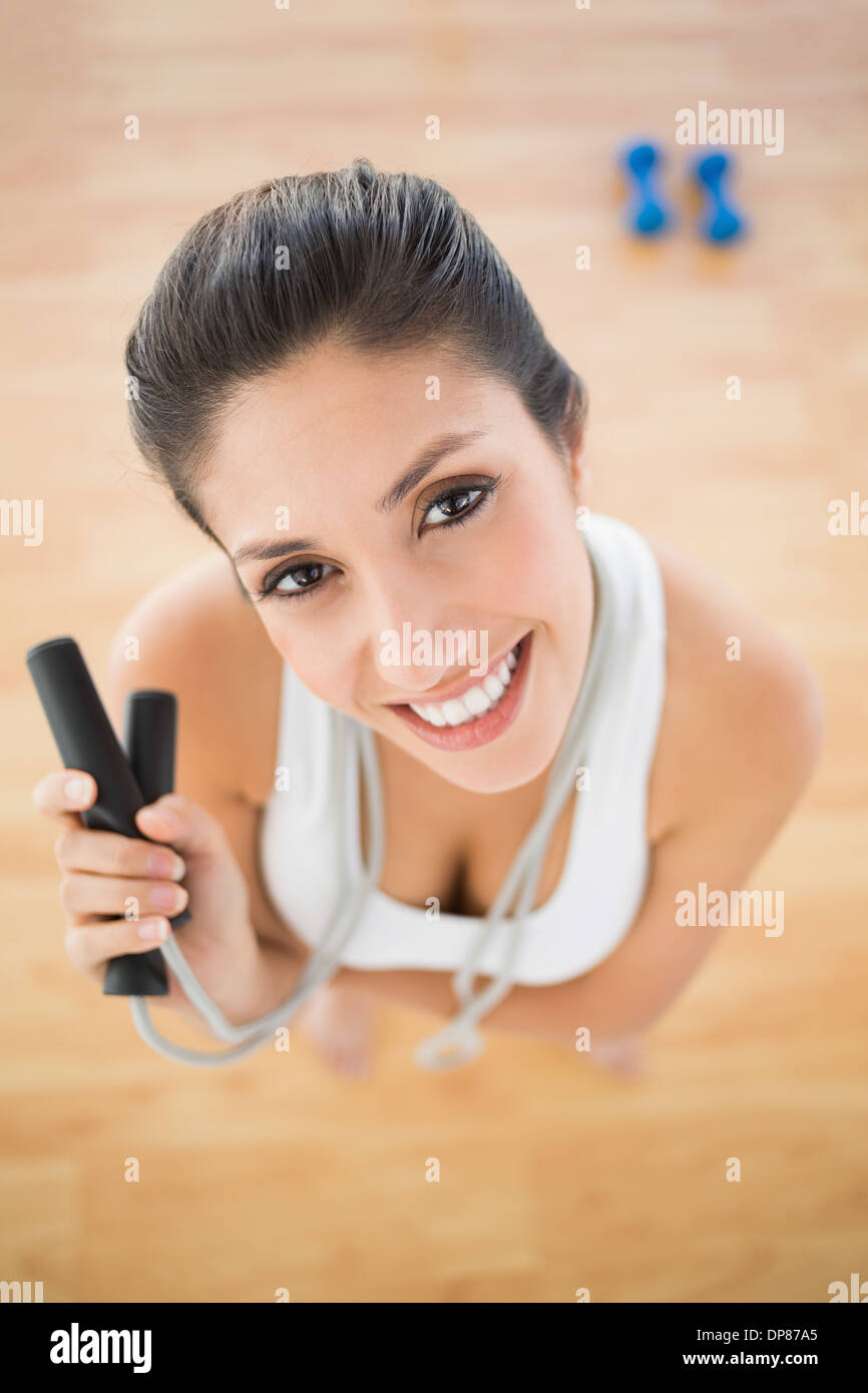 Fit glücklich Frau mit Springseil Stockfoto