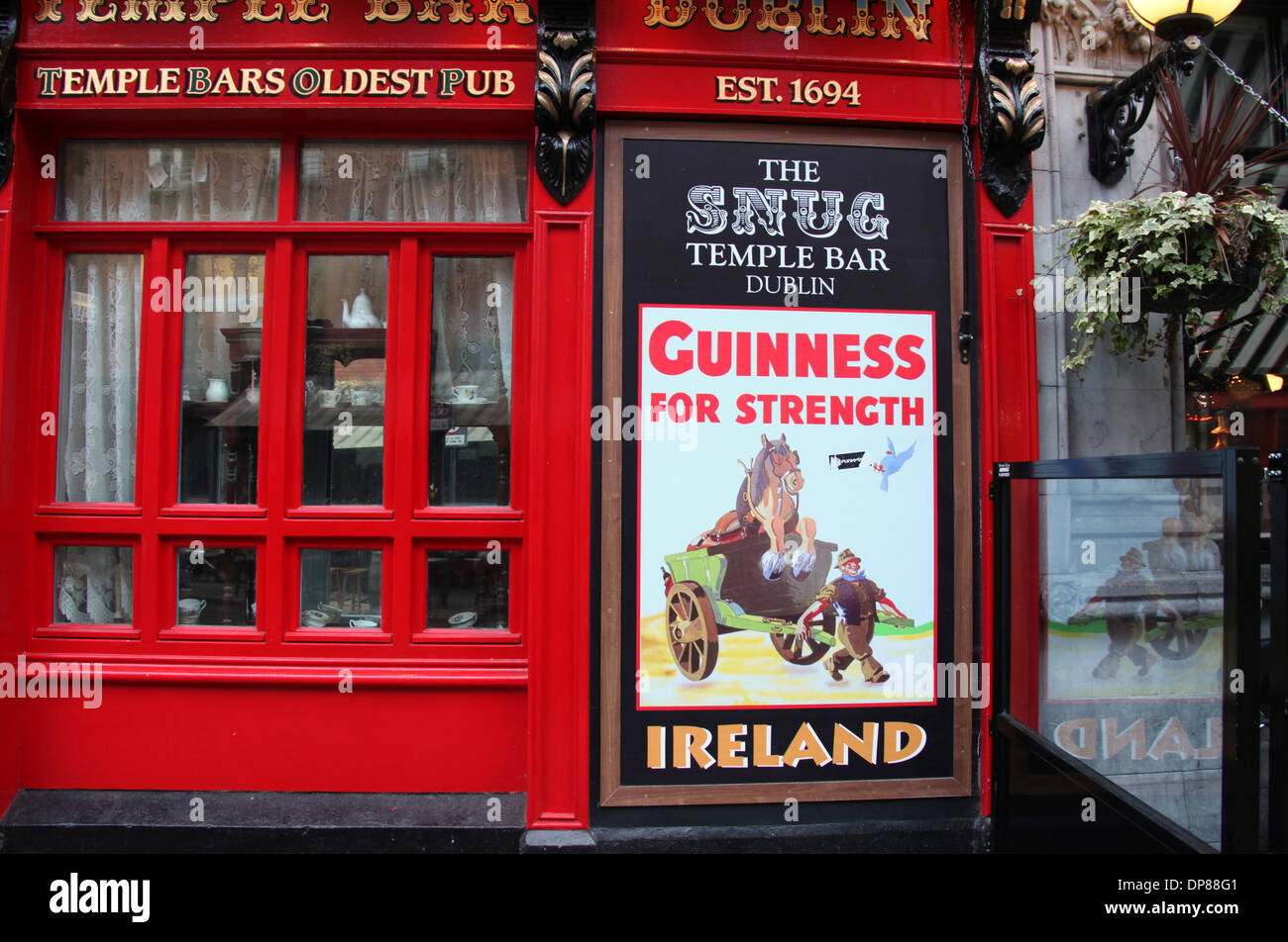 Die berühmte Temple Bar Pub in Dublin Stockfoto