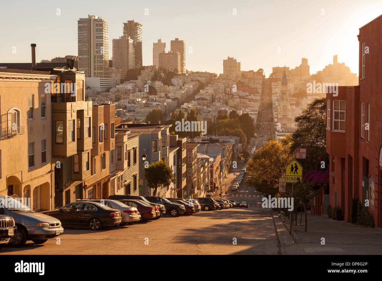 Filbert Street bei Sonnenuntergang, San Francisco, Kalifornien, USA Stockfoto