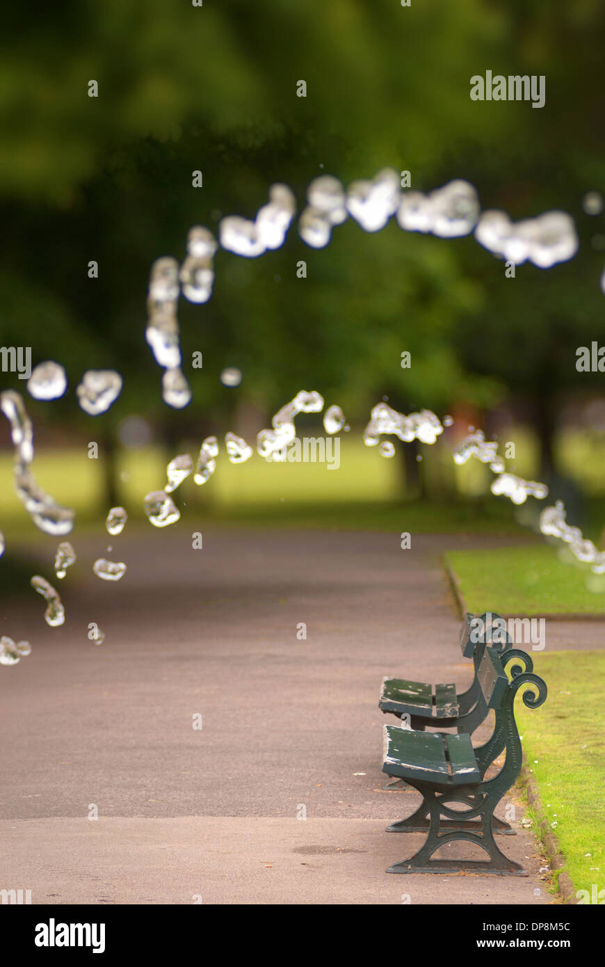 Wasser aus einem Brunnen / Rowntree Park, York Stockfoto