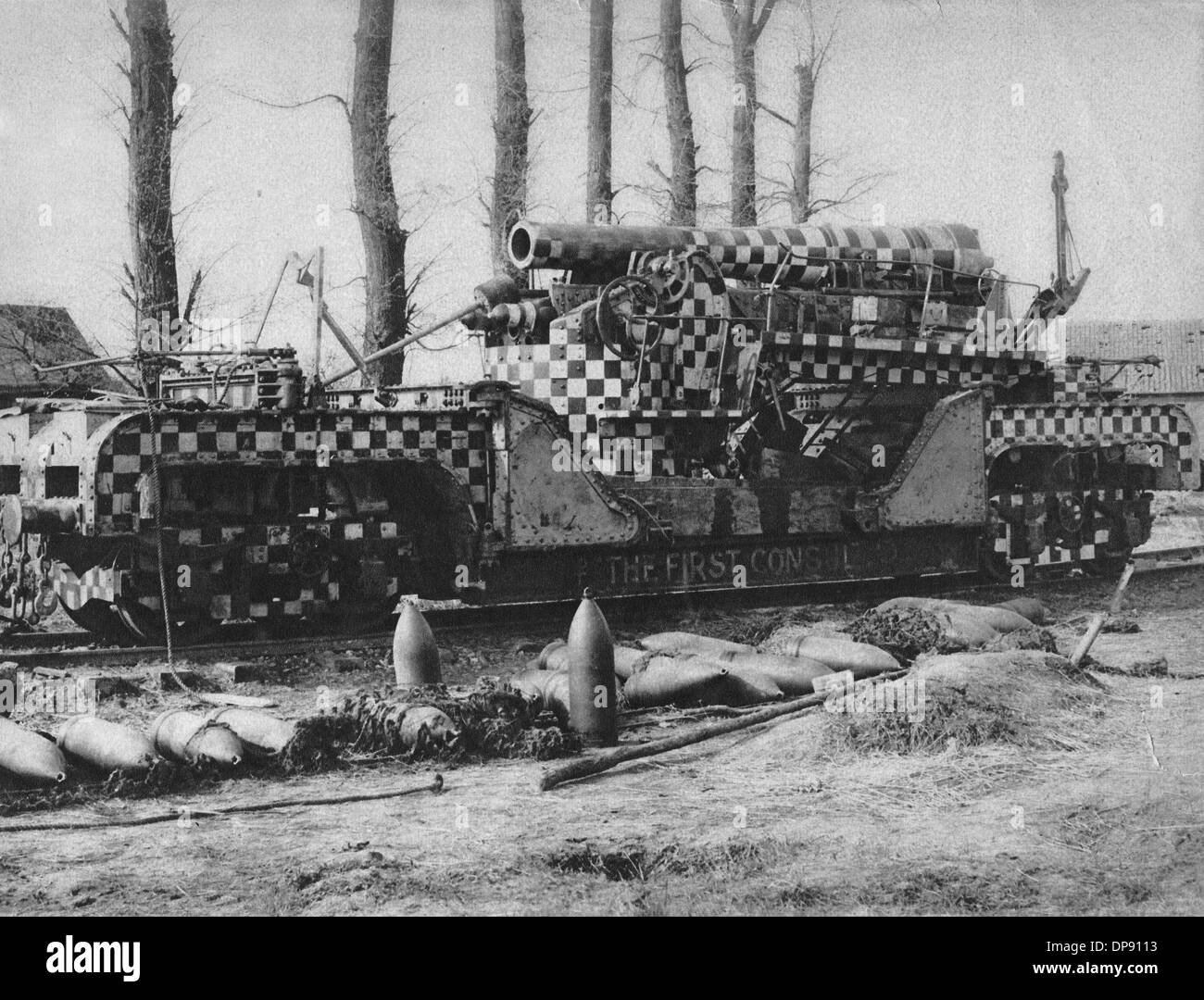 Ein englisches Eisenbahngewehr, erobert von deutschen Truppen in der Schlacht von Cambrai, Ort und Datum unbekannt. Fotoarchiv für Zeitgeschichte Stockfoto