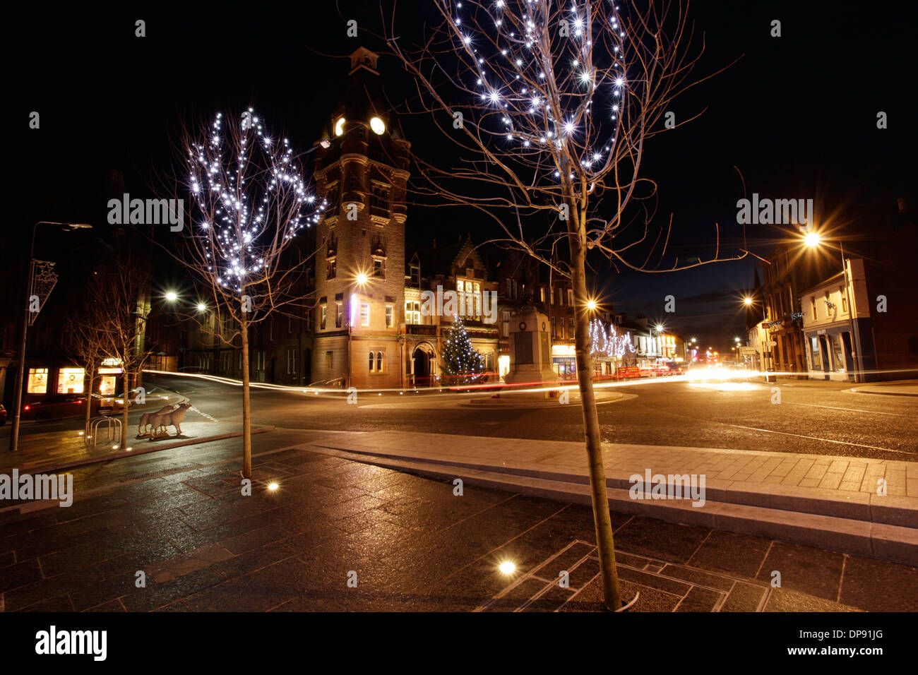 Lockerbie Weihnachtsbeleuchtung Stadtzentrum am frühen Abend Stockfoto