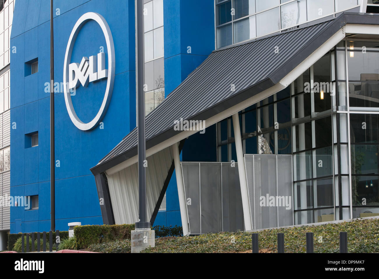 Ein Bürogebäude von Dell-Computern in Sunnyvale, Kalifornien besetzt. Stockfoto