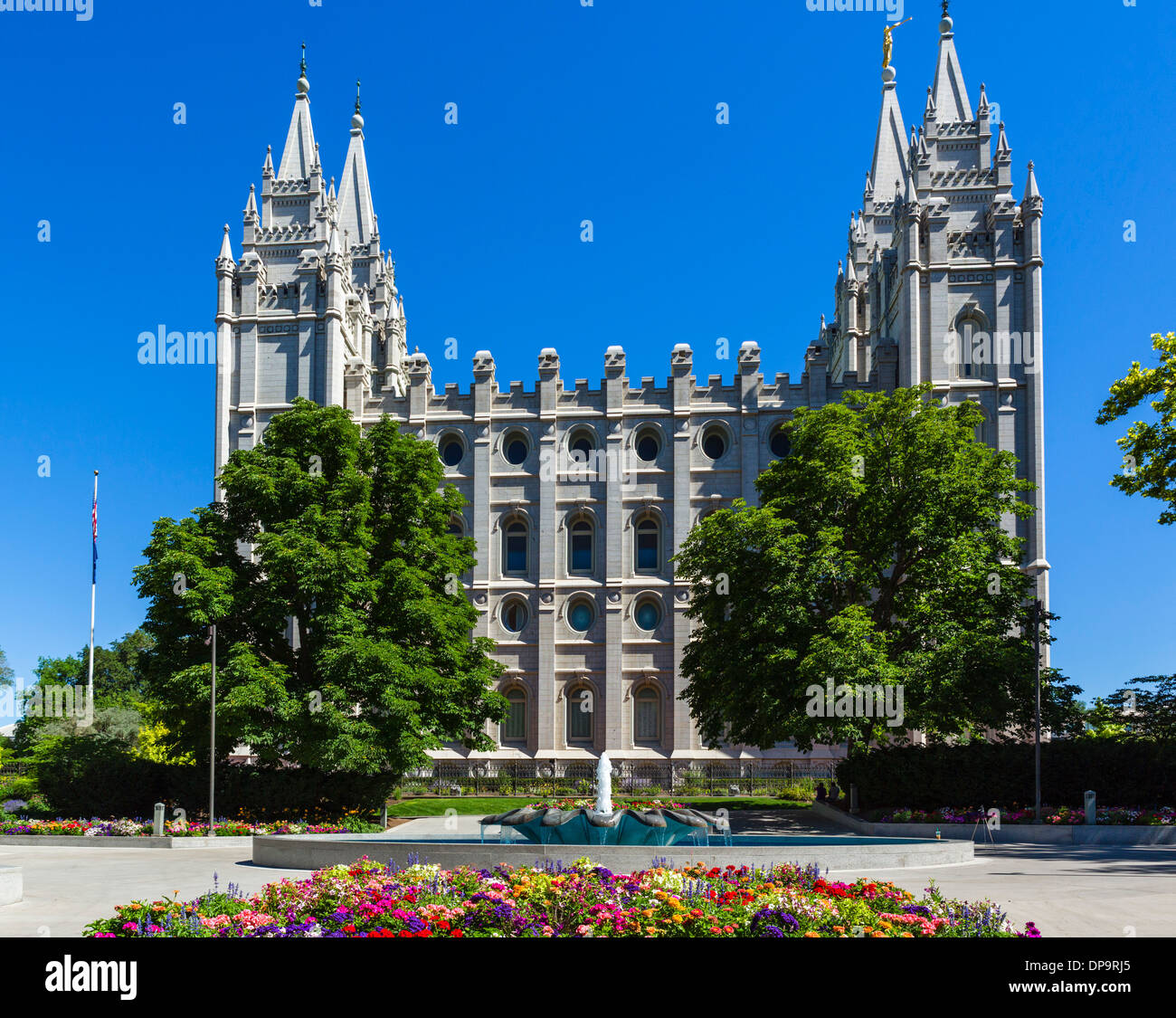 Seitenansicht des Salt-Lake-Tempel, Tempelplatz, Salt Lake City, Utah, USA Stockfoto