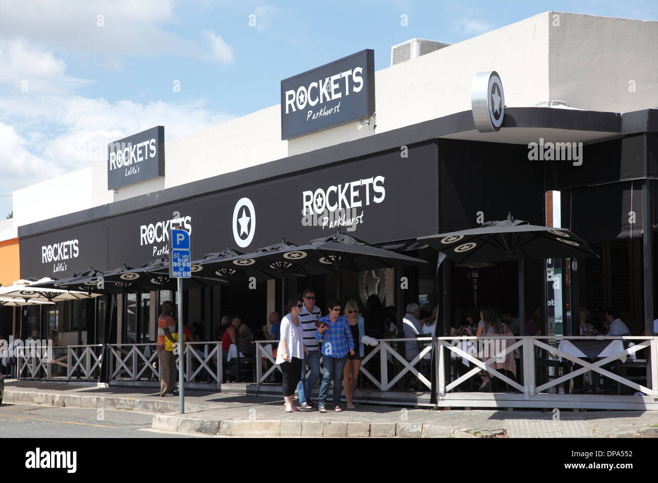Restaurants und Cafés in der trendigen Gegend von Parkhurst. Johannesburg, Südafrika. Stockfoto